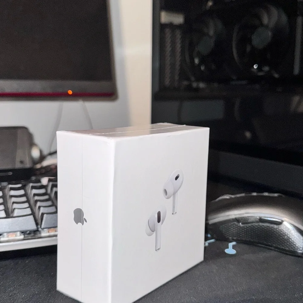 Apple AirPods Pro with Wireless Charging Case